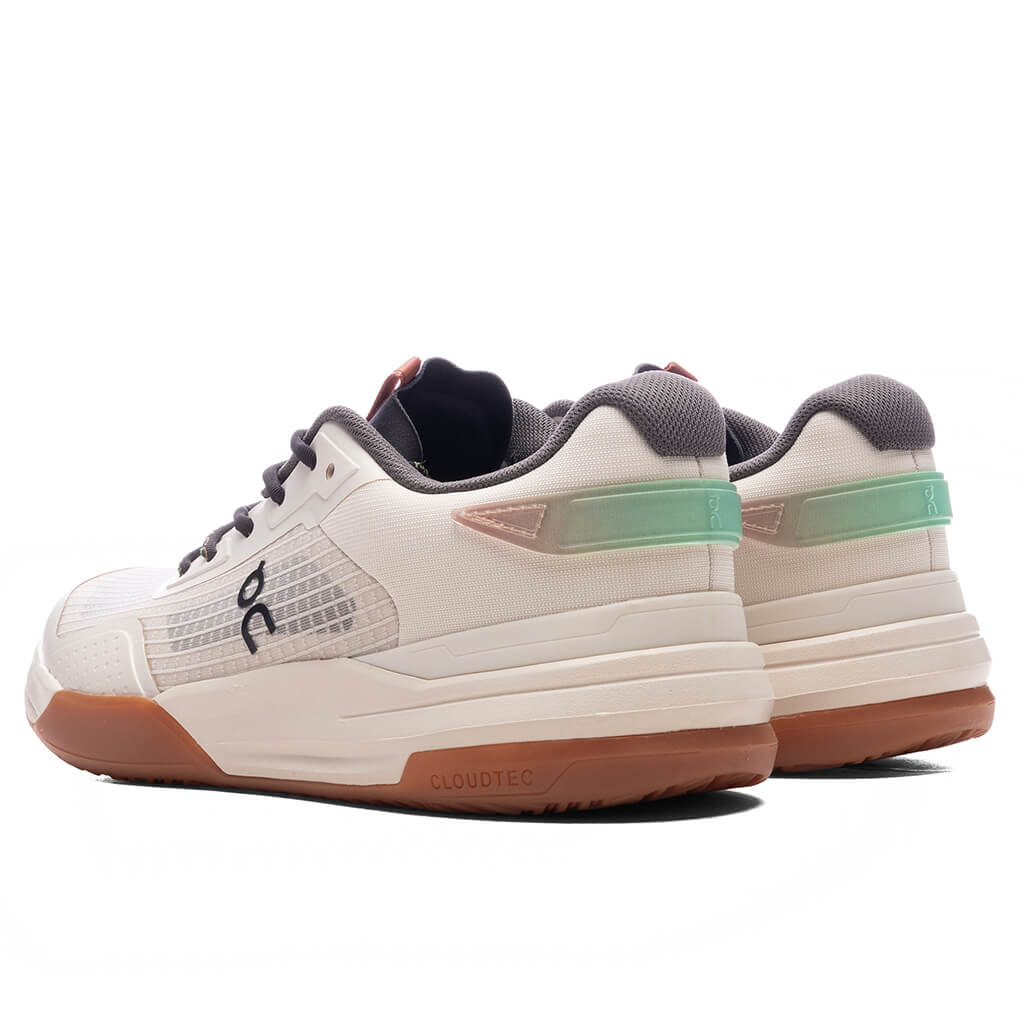 Womens The Roger Advantage Z5 Cream Almond