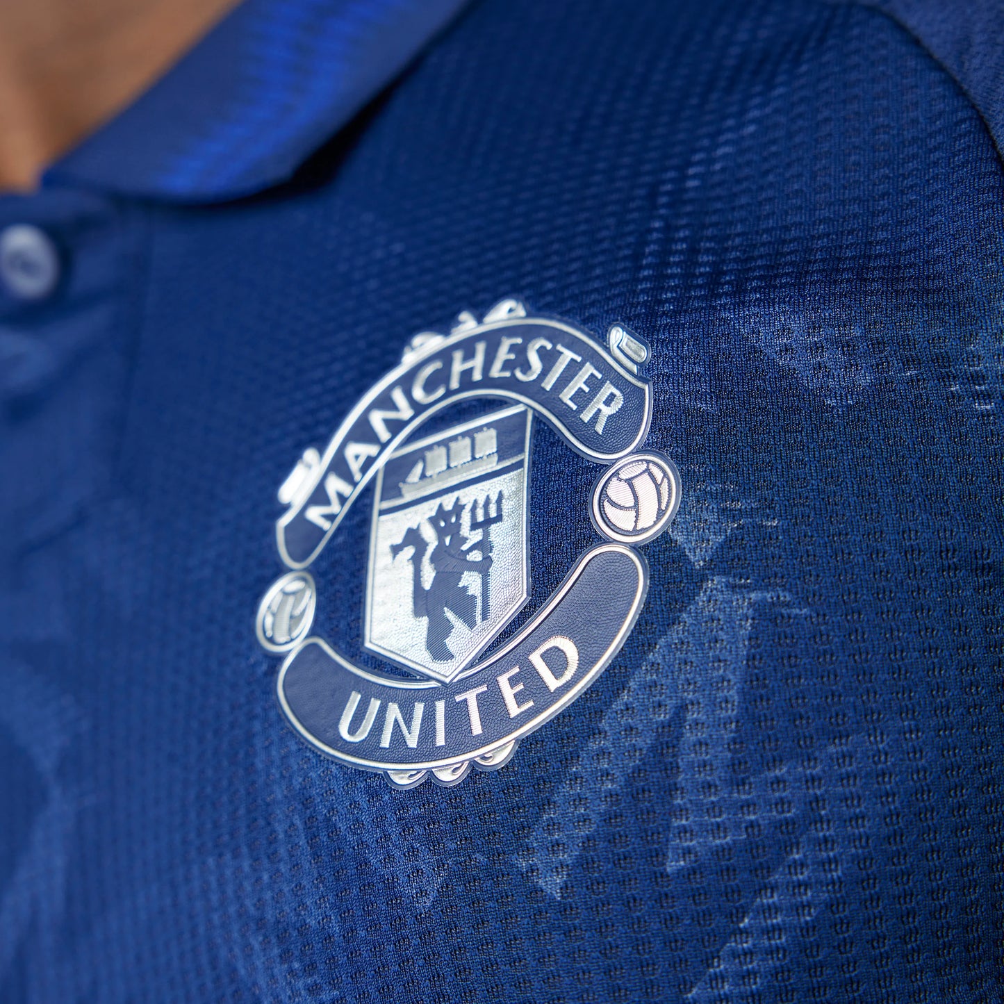 adidas Manchester United Away Authentic Mens Soccer Jersey 24 25 Night Indigo White