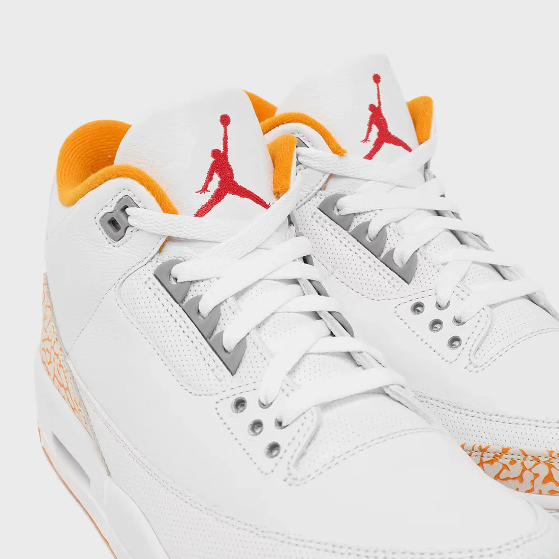 Air Jordan 3 Retro Orange Citrus