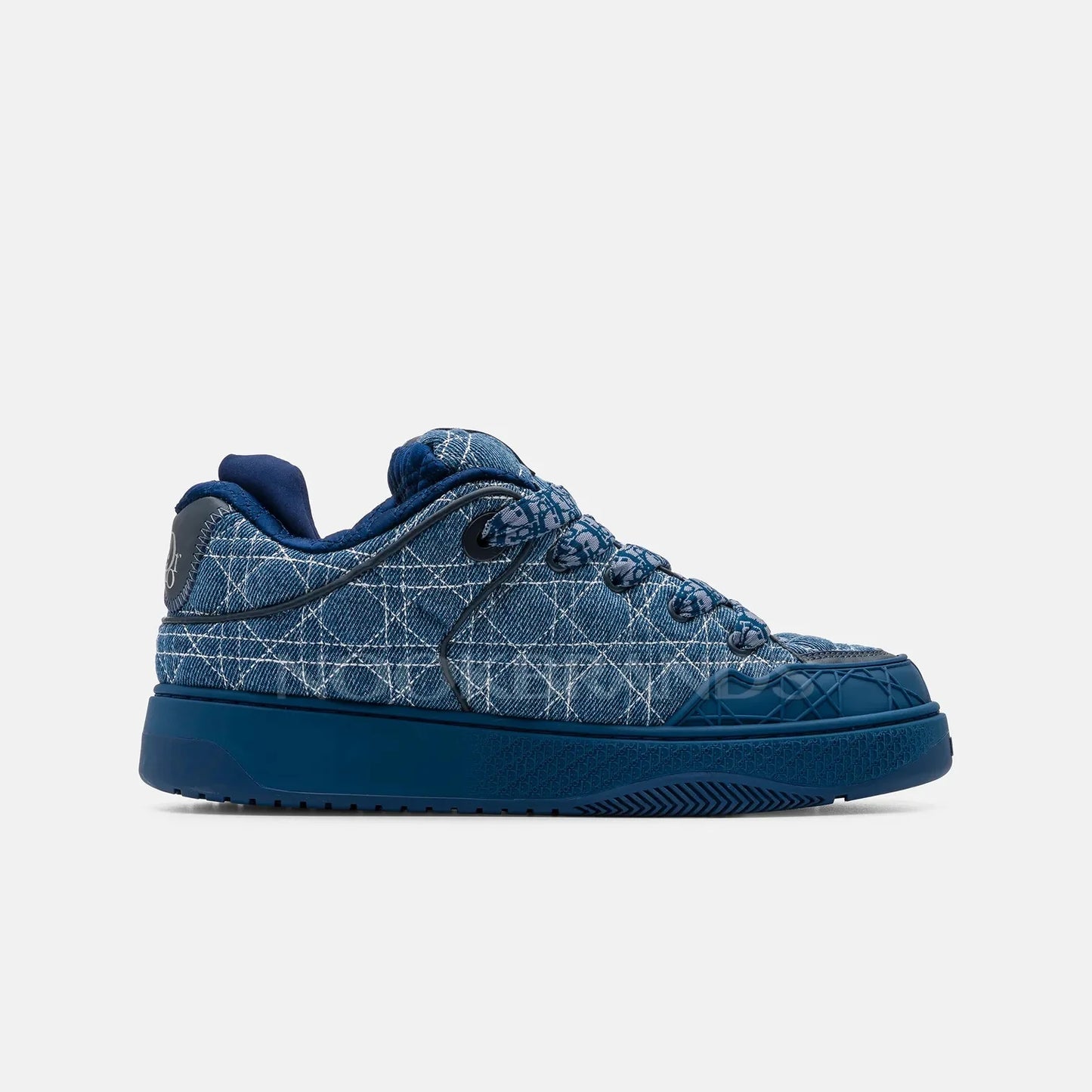 Christian Dior B9S Skater en denim bleu avec le motif Kumo Cannage