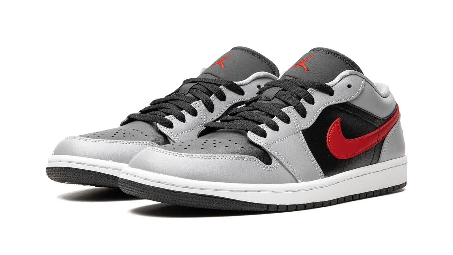 AIR JORDAN 1 WMNS Cement Fire Red