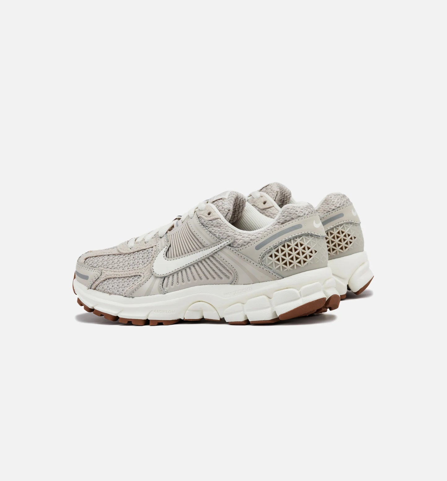 Zoom Vomero 5 Womens Lifestyle Shoe Light Orewood Brown Sail Metallic Silver Gum Medium Brown