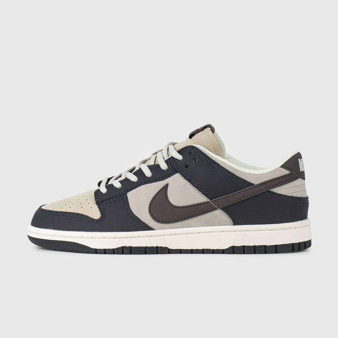 Nike Dunk Low Premium Beige Noir Élégance Confort