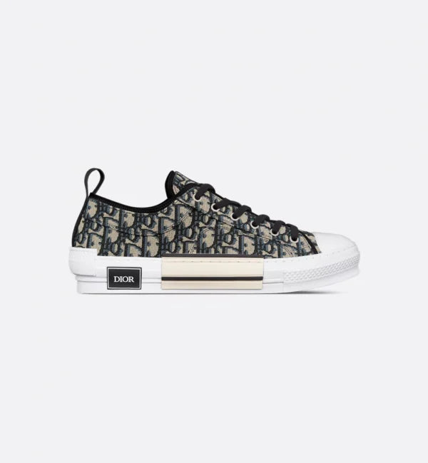 B23 League Low Top Sneaker