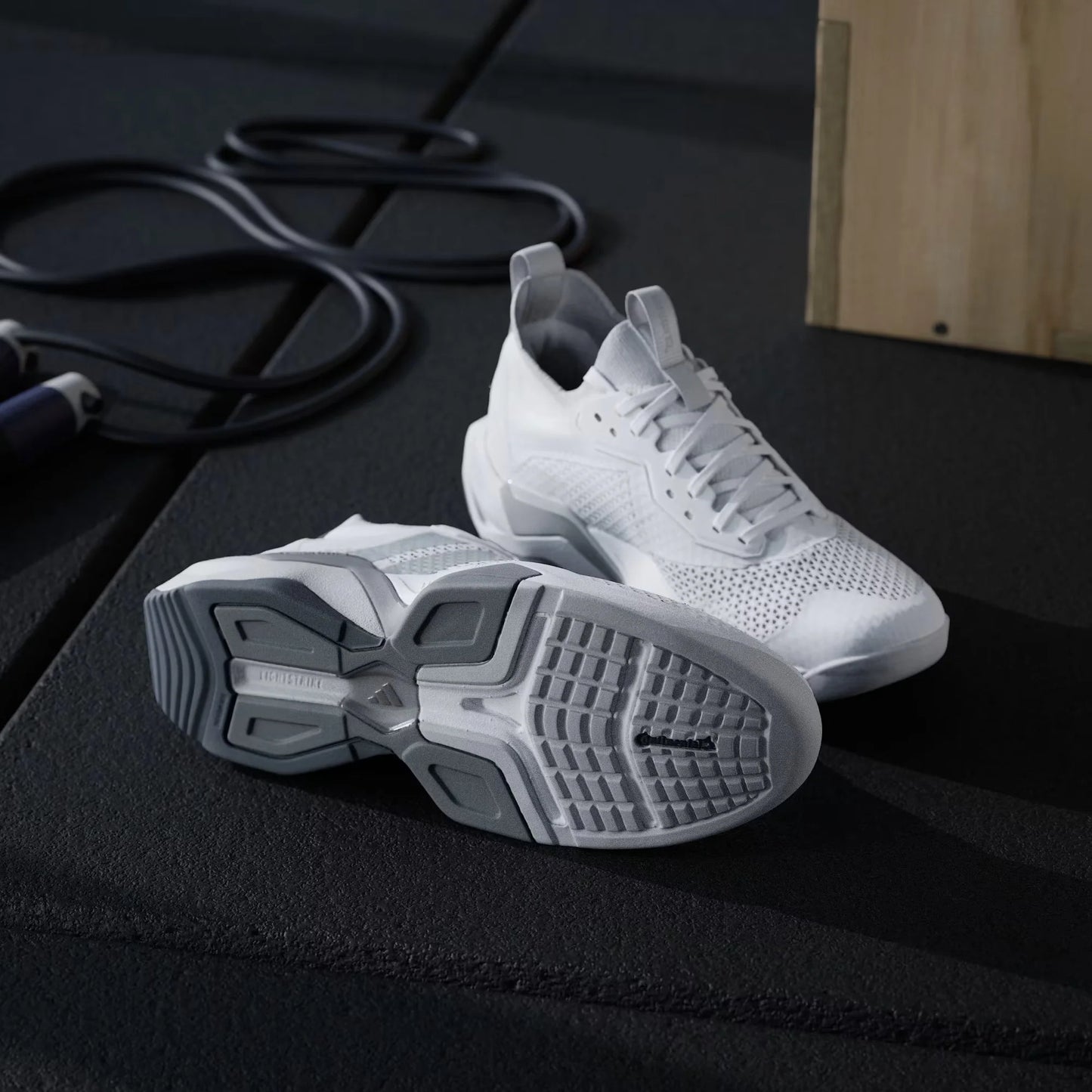 Tênis Adidas Rapidmove ADV 2 Branco Cinza