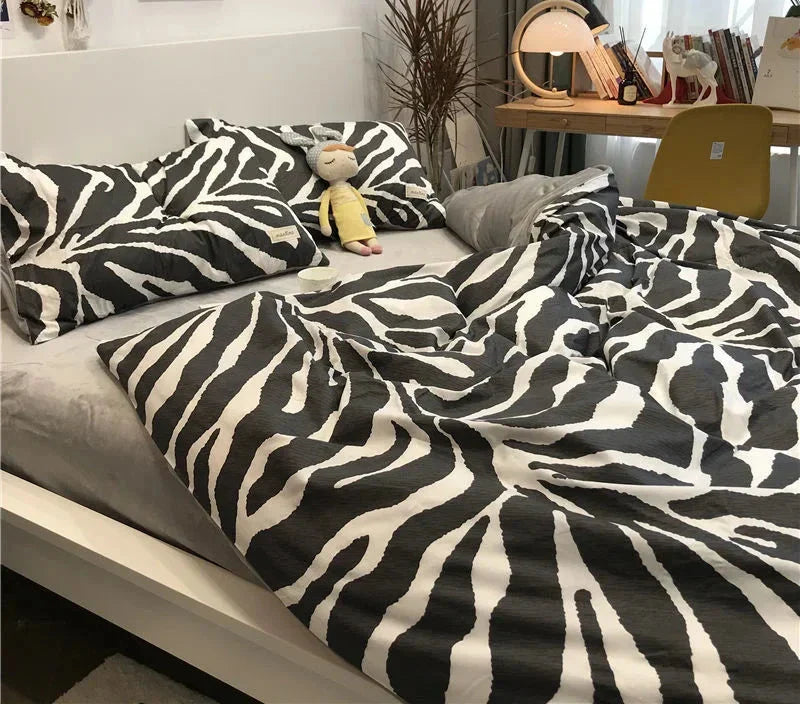 INS Zebra Pattern Bed Sheet Nordic Simple Quilt Cover Luxury Style 200x230 Black And White Duvet With Pillowcase Premium