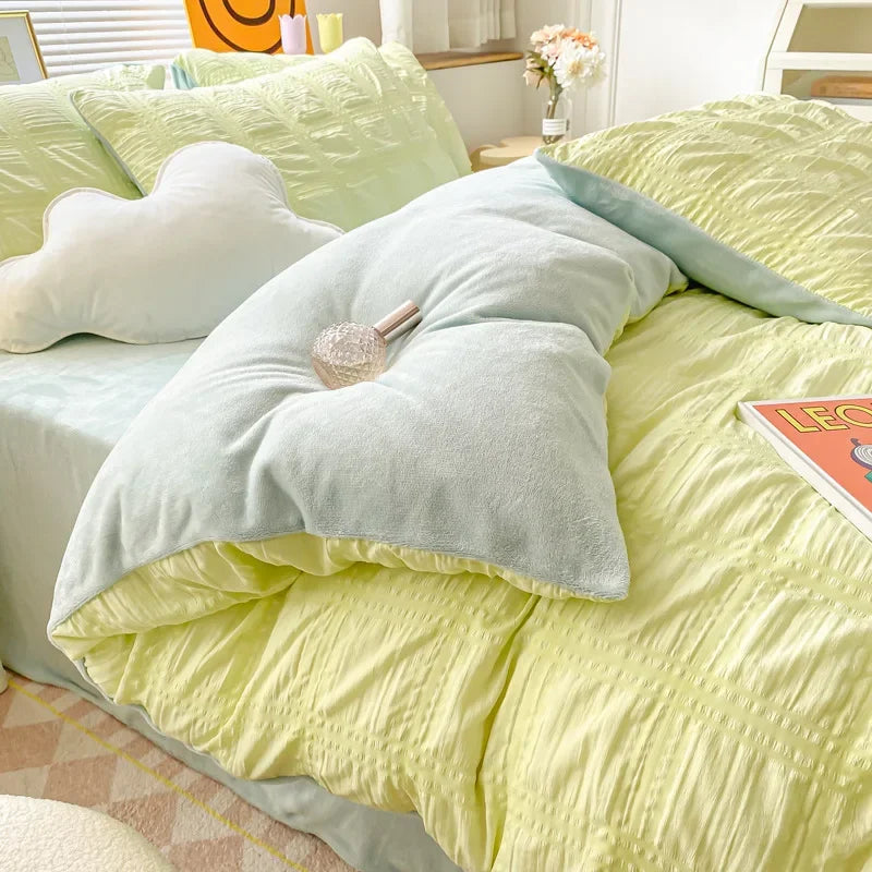 Home Textile Winter Coral Velvet Quilt Cover Four Piece Set Seersucker Duvet Cover Bed Sheet Pillowcase Comforter Bedding Set