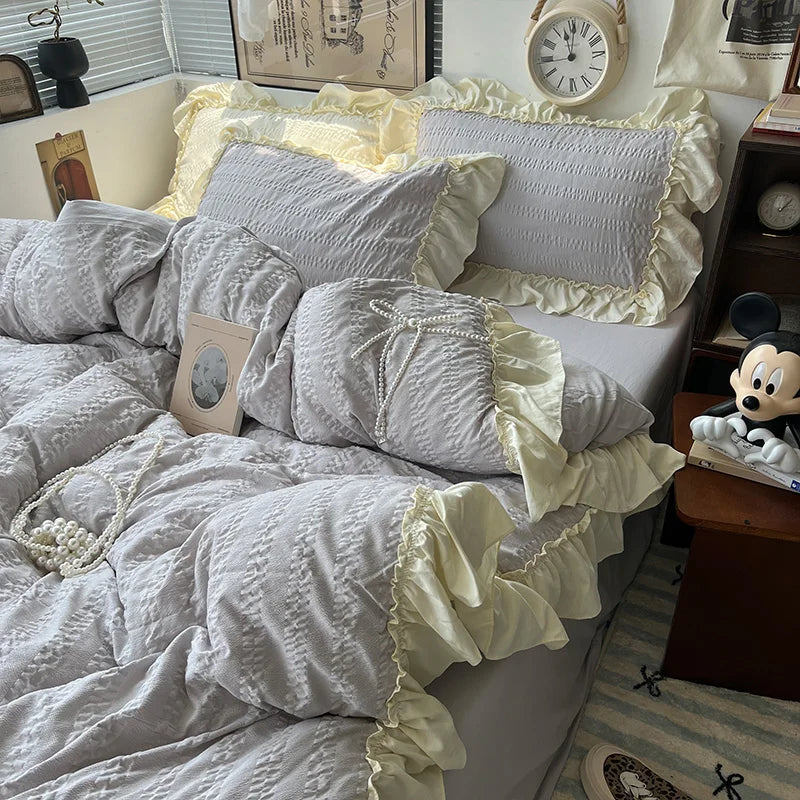 Pink Korean Princess Style Lace Ruffles Bedding Set Skin-friendly Seersucker Duvet Cover Set Fitted Sheet/Bed Sheet Pillowcases