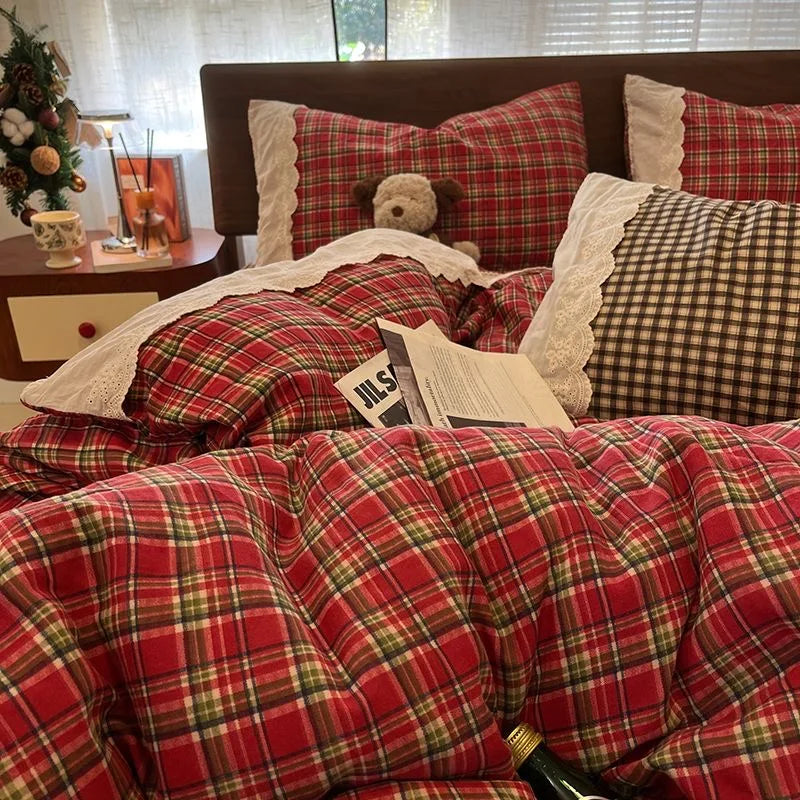INS Girls Retro Red Grid Bedding Sets 2025 New Lace Bed Sheet Set Women Plaid Queen Size Duvet Cover Sets With Pillowcases