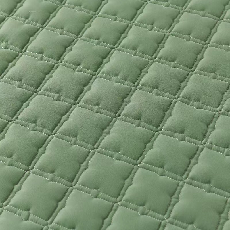Waterproof Quilted Fitted Sheet Pet Anti-wetting Bed Sheet Queen Customized Raw Cotton Mattress Cover Not Included Pillowcase