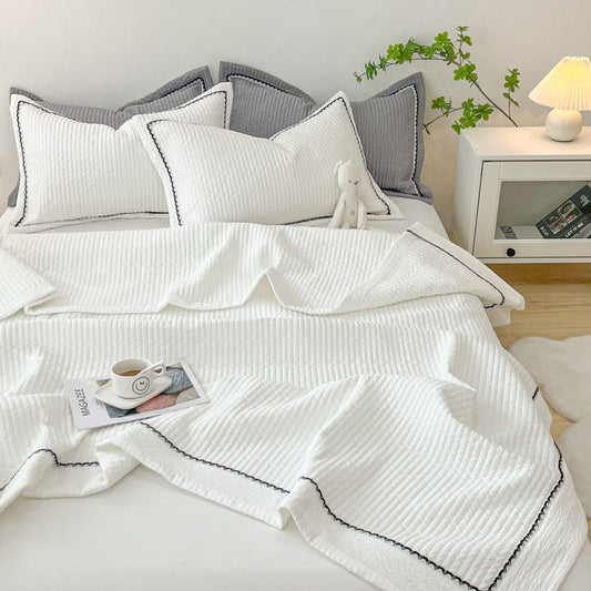 Korean Style Quilting Summer Comforter Bedding Sets Princess Bubble Yarn Quilted Quilt for Summer Skin-friendly Double Blanket