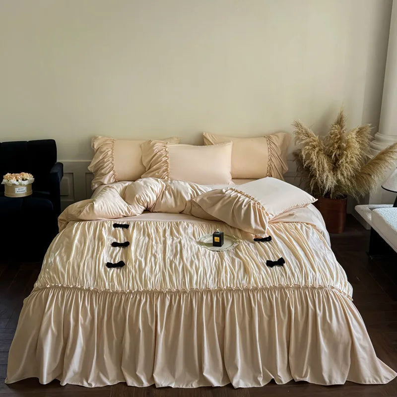 Vintage French Large Ruffles Black Bow Princess Bedding Set Duvet Cover Set Flat/Fitted Bed Sheet Pillowcases Pillowcases 4Pcs