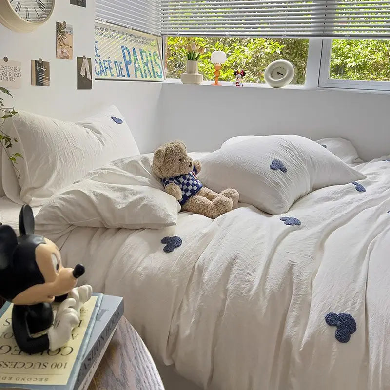 High Quality Beauty Bedding Set Cute Towel Embroidered  Girl Heart Bed Sheet Student Dormitory Bed