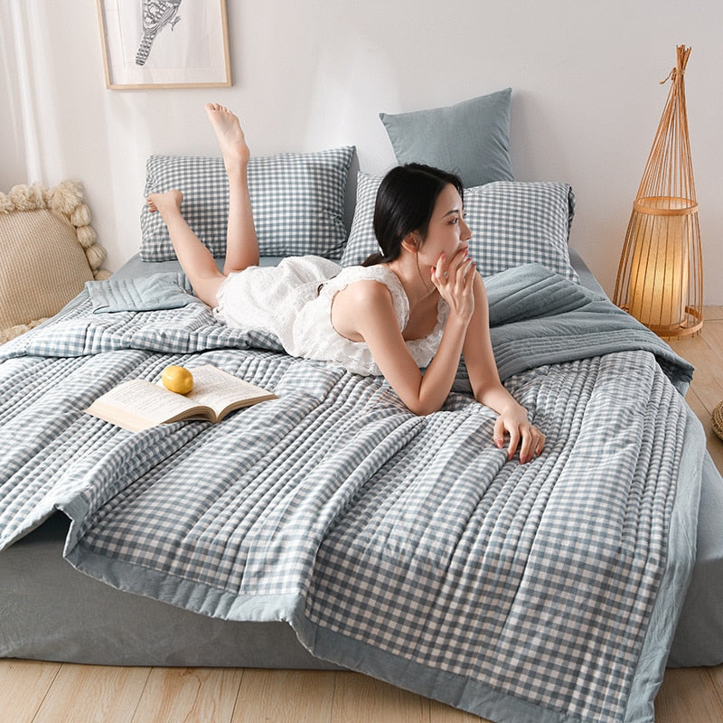 High Quality Summer Quilts Quilting Mechanical Wash Single Double Blanket Bed Quilt Soft Skin Friendly Adults Childs Comforter