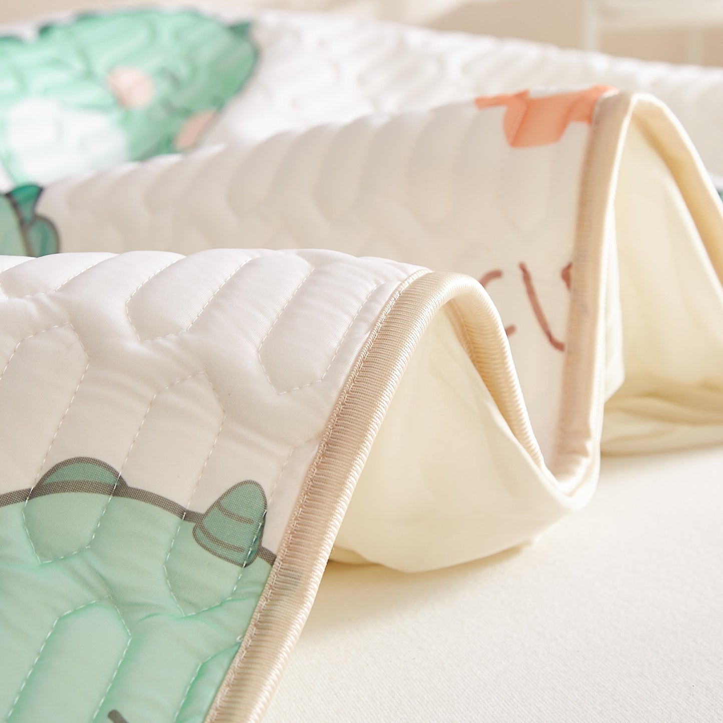 Summer Latex Ice Mat Bed Mattress Cool Cartoon Mattress Pad Air Conditioner Soft Cool Bedding Set Non-slip Pad 150