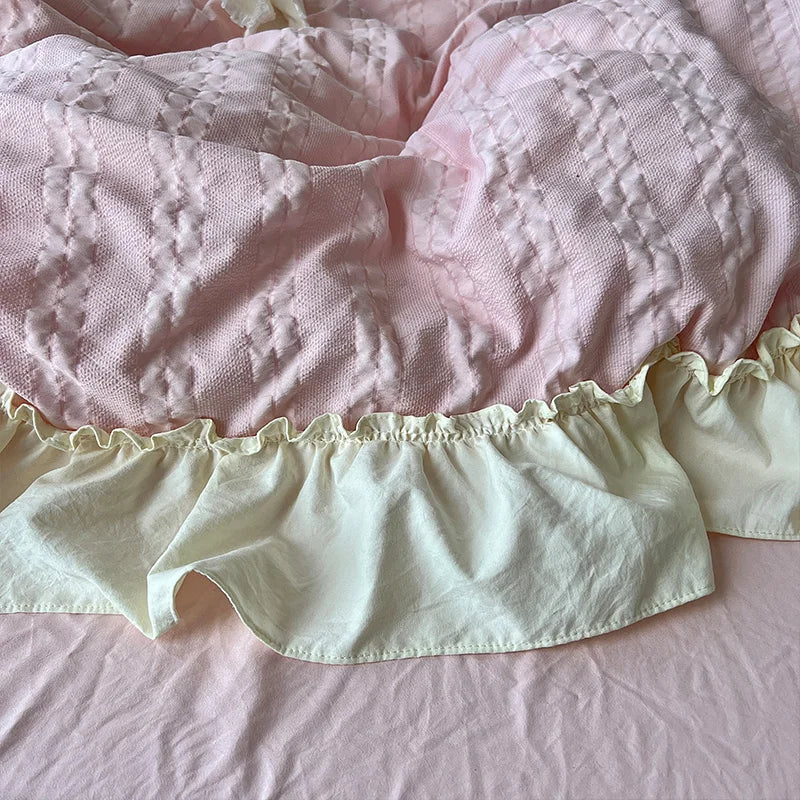 Pink Korean Princess Style Lace Ruffles Bedding Set Skin-friendly Seersucker Duvet Cover Set Fitted Sheet/Bed Sheet Pillowcases