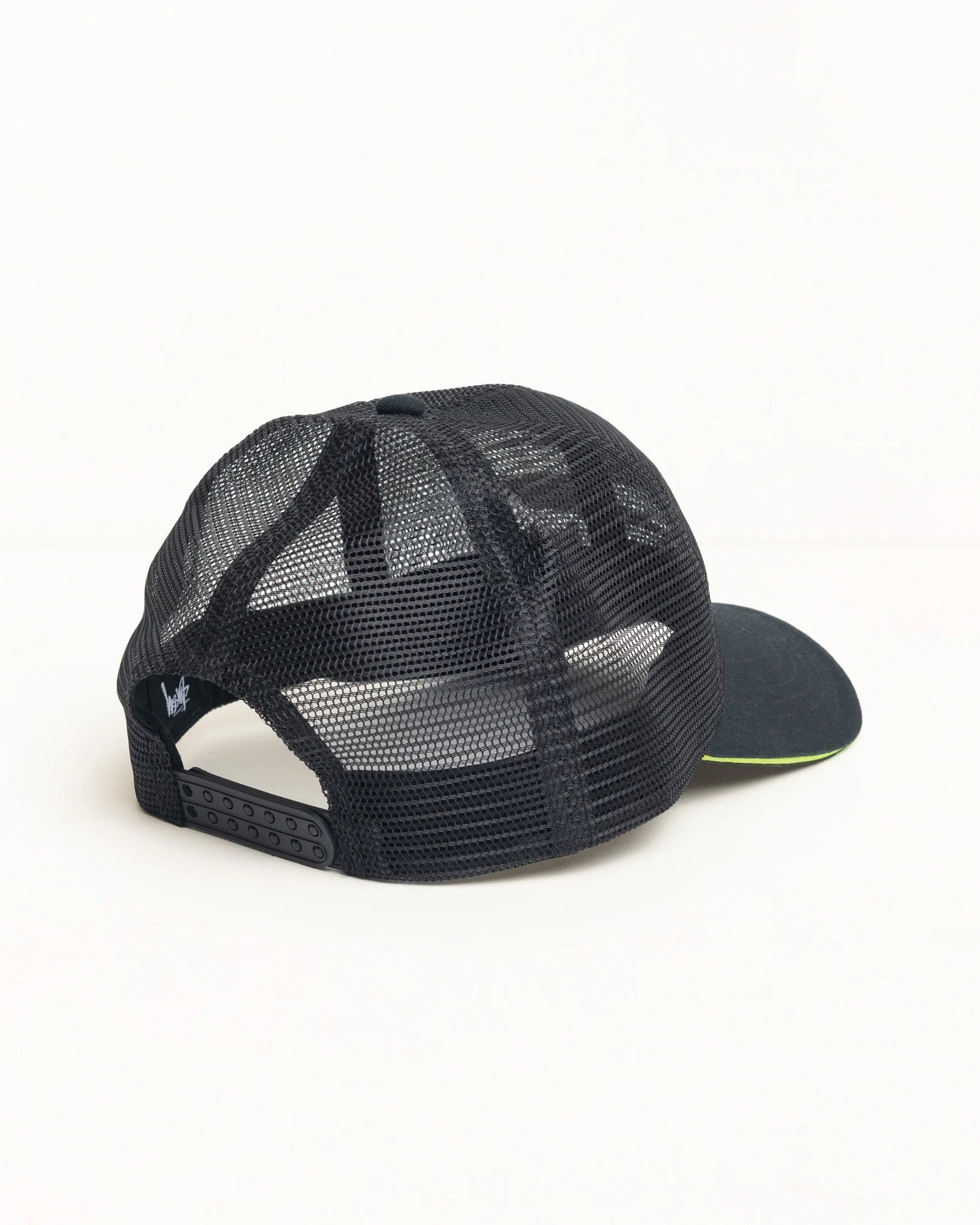 MOTO S MESH TRUCKER