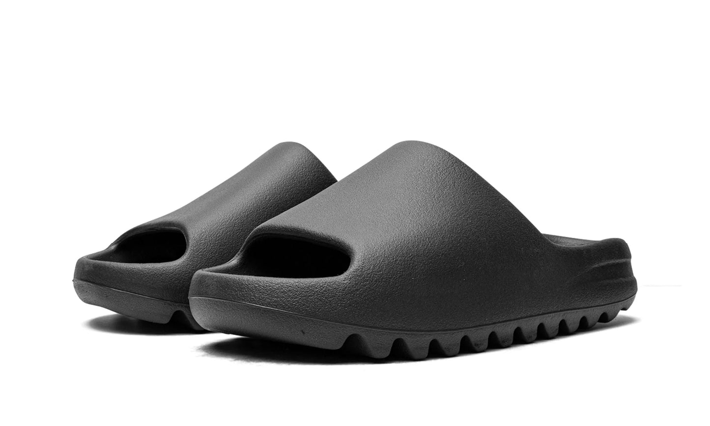 YEEZY SLIDEOnyx 2022 2023