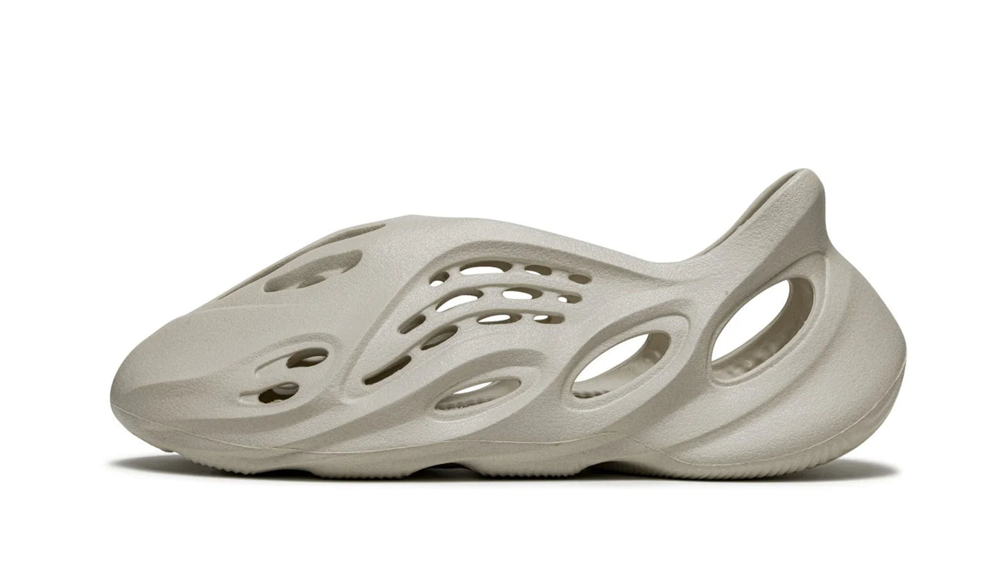 YEEZY FOAM RUNNER Sand