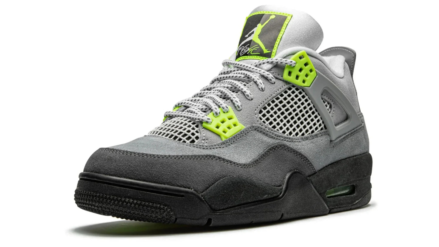 Air Jordan 4 Retro SE Neon