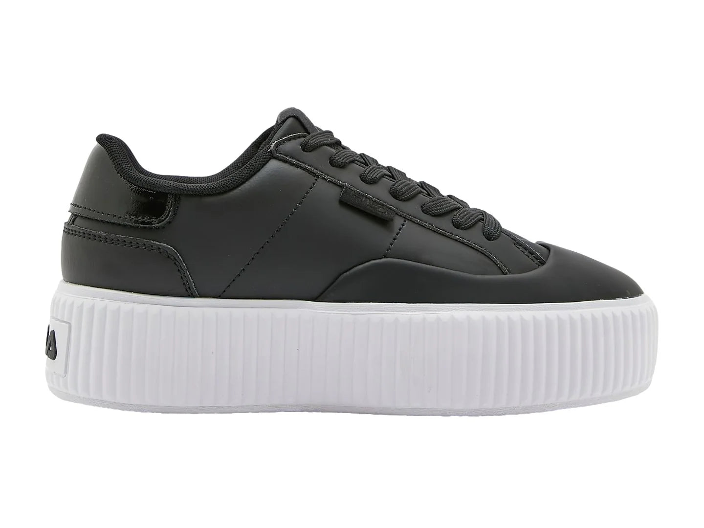 Tenis FILA Sandblast Oversole Negro y Blanco para Mujer