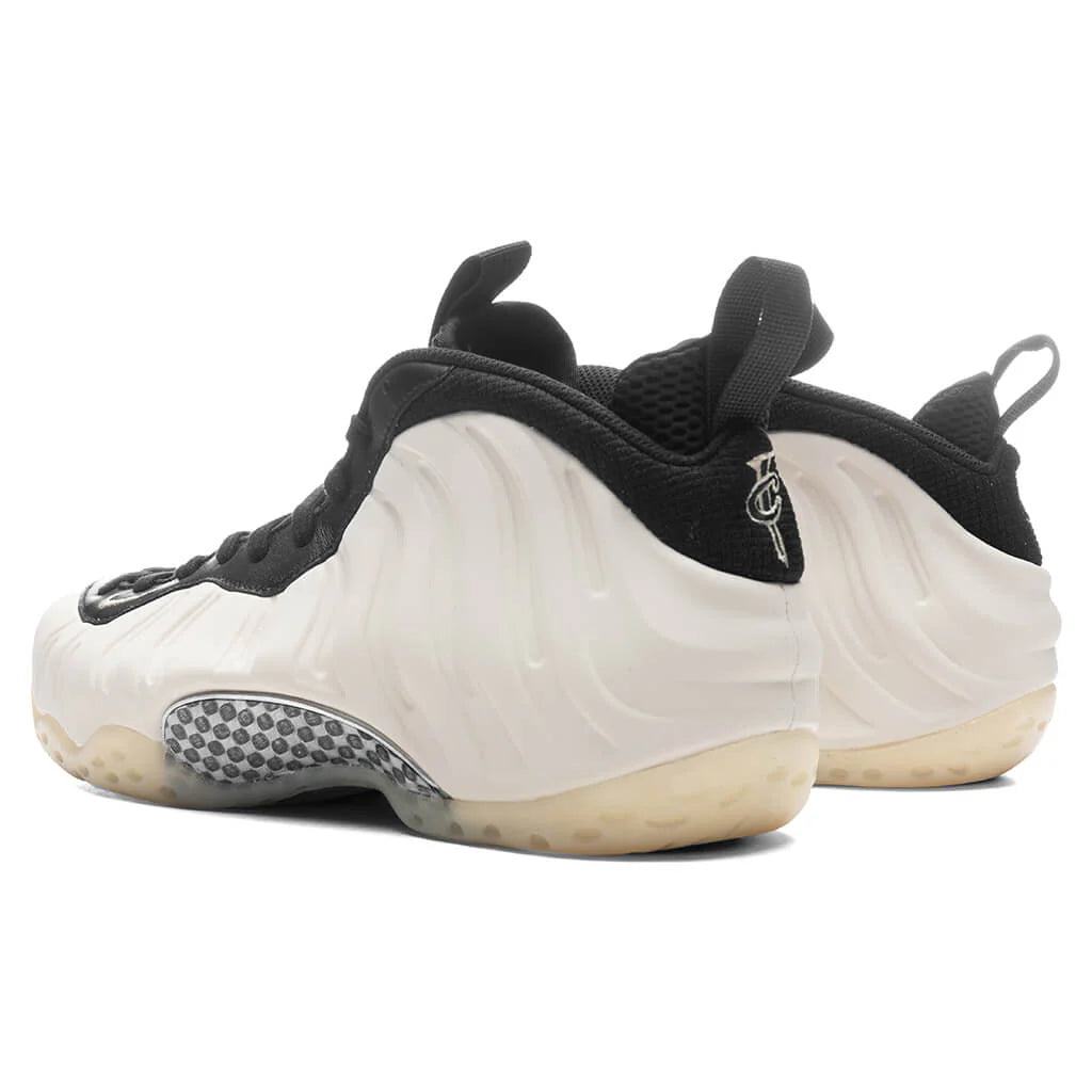 Air Foamposite One Black Team Gold Light Orewood Brown