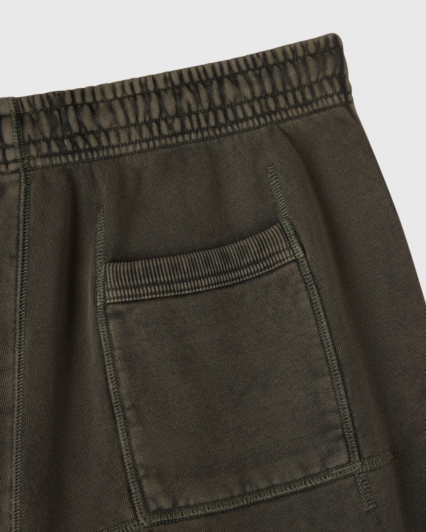 Muskoka Sweatpant Deep Olive